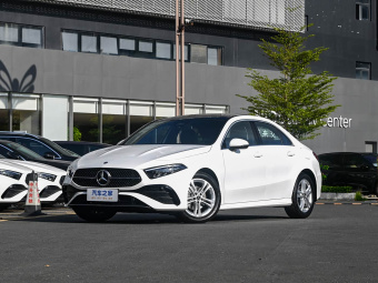 Mercedes-Benz A-Class 2025 180 L