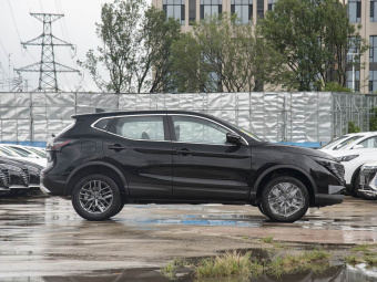 Nissan Qashqai 2025 Facelifted Honor 2.0L CVT XV True Edition
