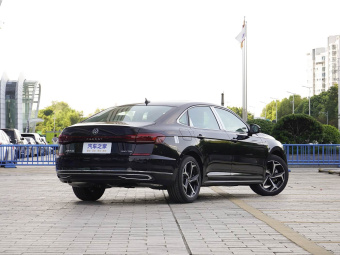 VW Passat 2025 Outstanding Model 380TSI Starry Sky Dragon Edition