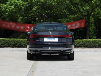 VW Passat 2025 Outstanding Model 380TSI Dragon Edition