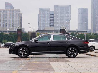 VW Passat 2026 Outstanding Model 380TSI Starry Sky Dragon Edition