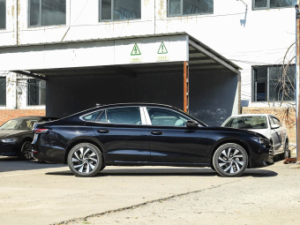 VW Passat 2026 Outstanding 280TSI Business Edition
