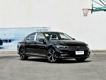 VW Magotan 2025 Facelifted II Popular Enjoyment Edition 330TSI DSG Luxury