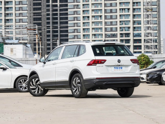 VW Tiguan L 2025 Outstanding Model 300TSI Automatic 2WD Dragon Edition