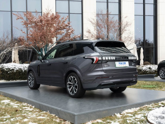 Lynk & Co 09 EM-P 2024 2.0TD EM-P AWD ULTRA Six-Seater