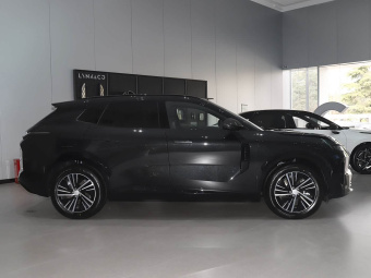 Lynk & Co 08 EM-P 2025 Halo model with an ultra-long range of 245km