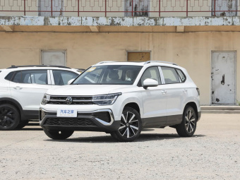 VW Tharu 2025 300TSI 2WD Bright Moon Edition