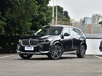 BMW X1 xDrive25Li X Design