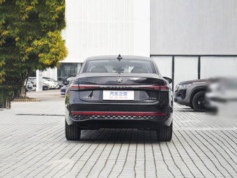 VW Passat 2026 Pro 300TSI Starry Sky Dragon Edition