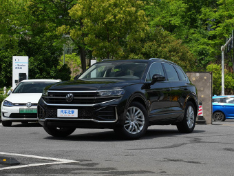 VW Touareg 2025 Model 2.0TSI Sharp Edition