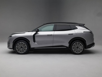 Lynk & Co 08 EM-P 2026 210 AWD Performance Ultra H7