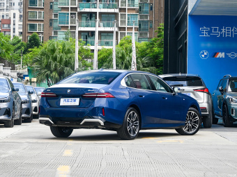 BMW 5 Series 525Li M Sport