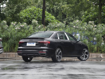 Audi A4L 2025 2 Million Unit Enjoyment Edition 40 TFSI Luxury Dynamic B&O Starry Night Edition