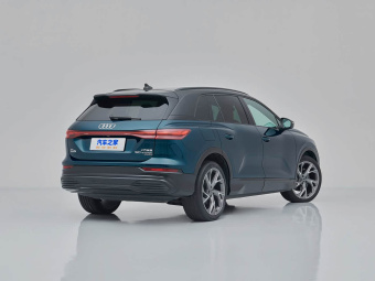 Audi Q5 e-tron 2023 50 Quattro Glory Mech Suit