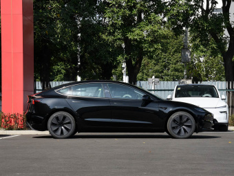 Tesla Model 3 2025 Facelifted Long Range All-Wheel Drive Version