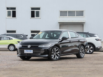 VW Passat 2026 Pro 380TSI Dragon Edition