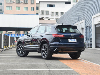 VW Touareg 2023 Model 3.0TSI Elite Edition Classic Sport Package