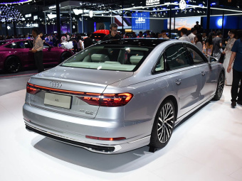 Audi A8L 2025 55 TFSI Quattro Flagship Model