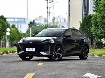 Deepal S07 2024 200Max 2nd Anniversary Black Gold Knight Edition