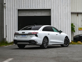 Audi A6L 2026 2.0T Quattro Premium Elegance