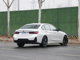 BMW 3 Series 2026 330Li M Sport Night Edition