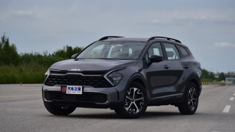 Kia Sportage HEV Deluxe 2.0L HEV 2WD