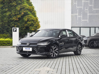 VW Passat 2026 Pro 300TSI Starry Sky Dragon Edition
