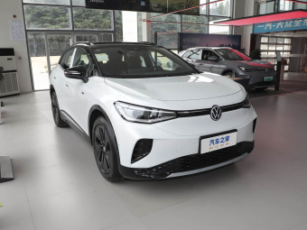 VW ID.4 CROZZ 2025 Long-Range Dark Knight PRO Edition