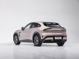 Xiaomi YU7 2025 Long Range Rear-Wheel Drive Version