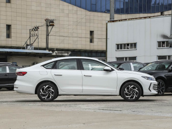 VW Lavida 2026 Pro 300TSI Six Million Edition