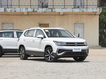 VW Tharu 2025 300TSI 2WD Bright Moon Edition