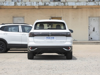 VW Tharu 2025 300TSI 2WD Bright Moon Edition