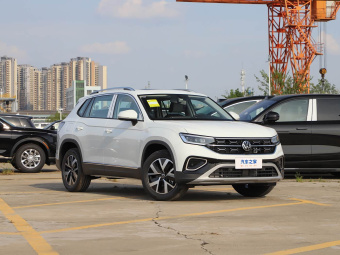 VW Tayron 2025 Facelifted Popular Model 330TSI