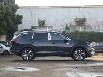 VW Talagon 2025 380TSI 4WD Luxury Pro 6-Seater