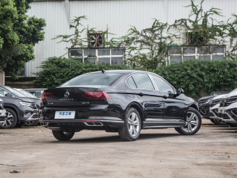 VW Magotan 2025 Popular Edition 280TSI DSG Comfort