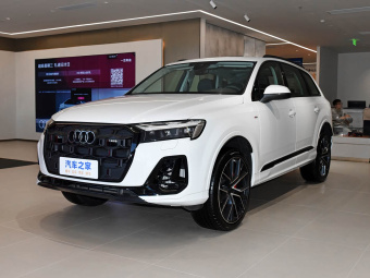 Audi Q7 2025 55 TFSI Quattro S line Black Knight Edition