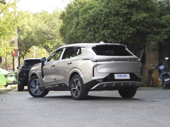 Lynk & Co 08 EM-P 2025 Model 245km Ultra-Long Range Pro