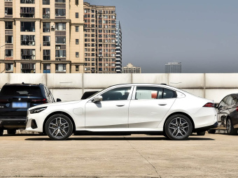 BMW i5 2026 eDrive 35L M Sport Restyled