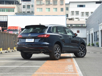 VW Touareg 2023 Model 3.0TSI Elite Edition Classic Sport Package