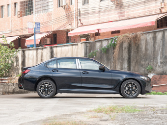 BMW i3e eDrive 40L Night Edition