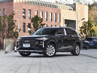 Audi Q6 2024 45 TFSI Quattro Qiyun Edition Yulin Package 6-seater