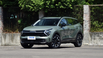 Kia Sportage Deluxe 2.0T AWD