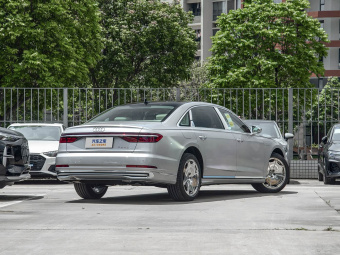 Audi A8L 2026 Horch Founder's Edition 55TFSI
