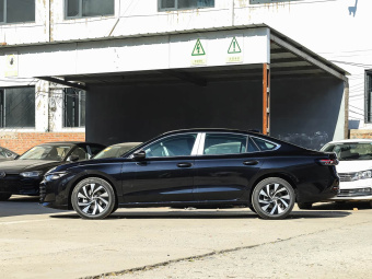 VW Passat 2026 Outstanding 280TSI Business Edition