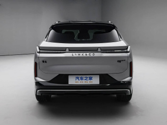 Lynk & Co 08 EM-P 2026 210 AWD Performance Ultra H7