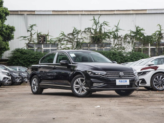 VW Magotan 2025 Popular Edition 280TSI DSG Comfort