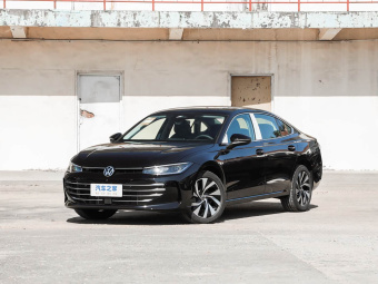VW Passat 2026 Pro 380TSI Dragon Edition
